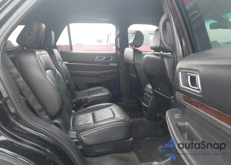 2016 Ford Explorer Platinum z USA, uszkodzony, nr VIN 1FM5K8HT4GGC46446